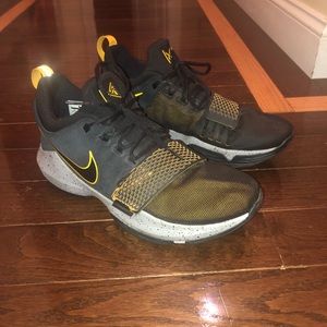 PG1 “Black and Gold” size 11